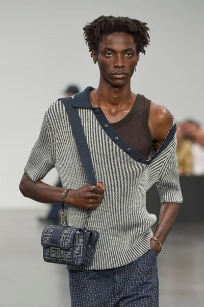 Look 67